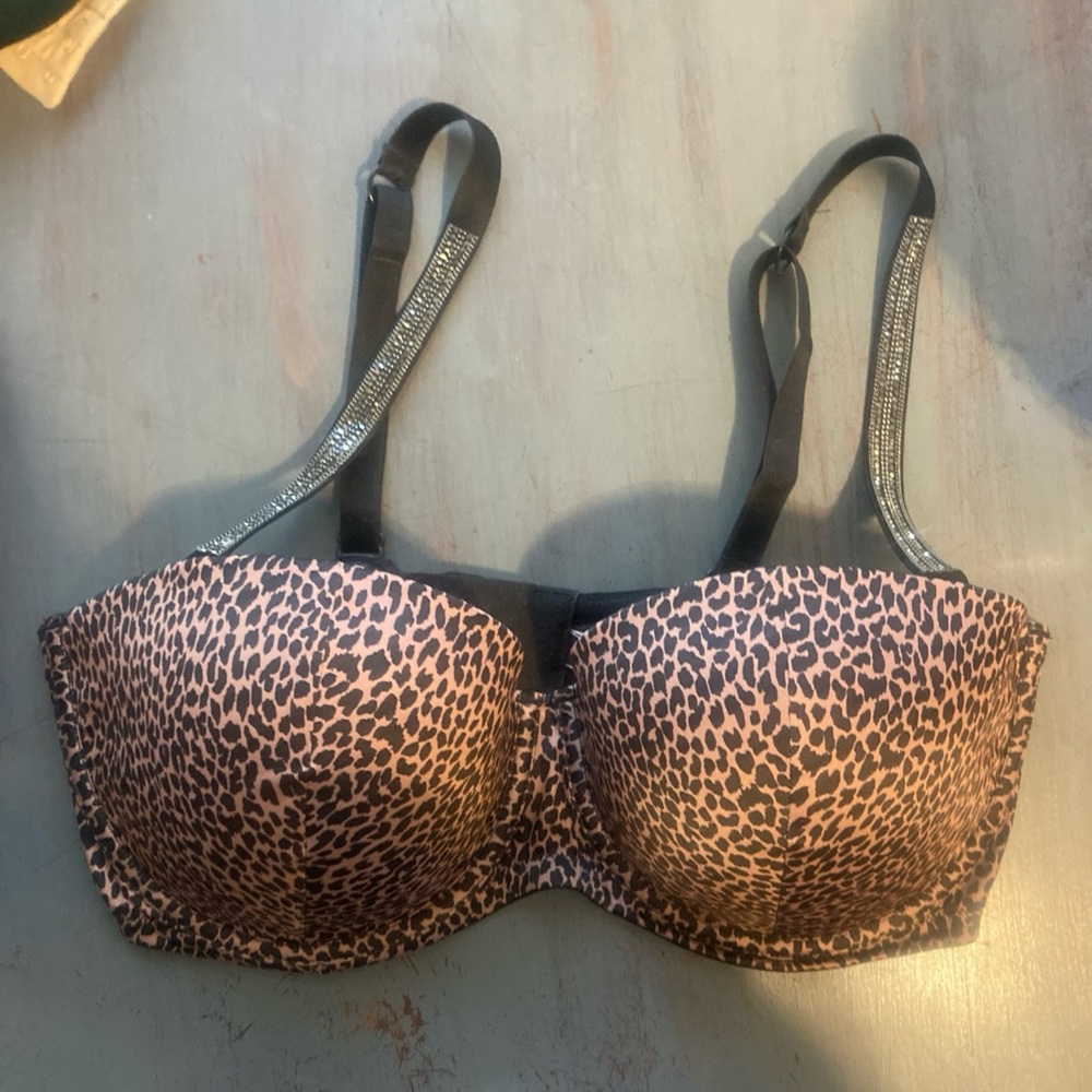 Victoria Secret 36DD Very Sexy Animal Print Bra